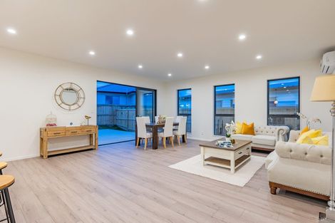 Photo of property in 3 Zadar Street, Kumeu, 0810