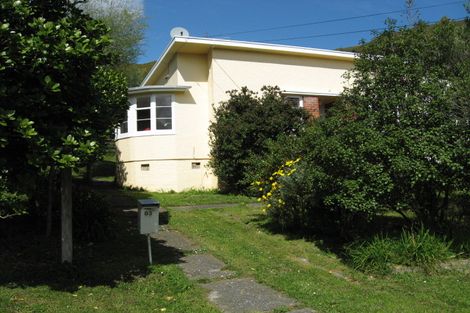 Photo of property in 83 Norton Park Avenue, Fairfield, Lower Hutt, 5011