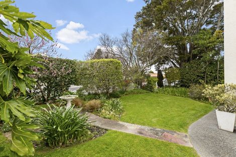 Photo of property in 212 Victoria Avenue, Hokowhitu, Palmerston North, 4410