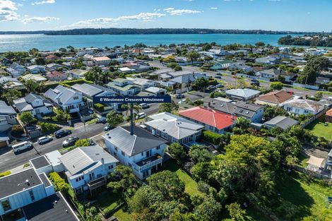 Photo of property in 8 Westmere Crescent, Westmere, Auckland, 1022