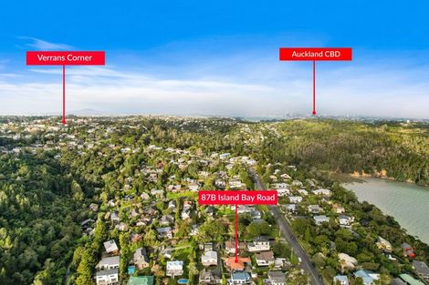 Photo of property in 2/87 Island Bay Road, Beach Haven, Auckland, 0626