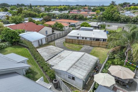 Photo of property in 8 Lucknow Road, Havelock North, 4130