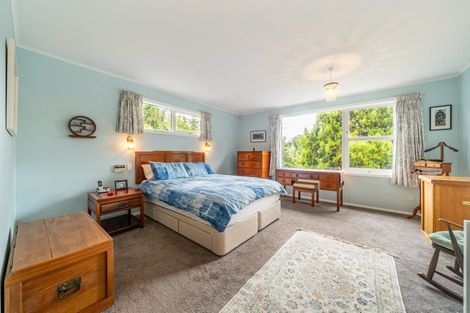 Photo of property in 39 Blue Mountains Road, Silverstream, Upper Hutt, 5019