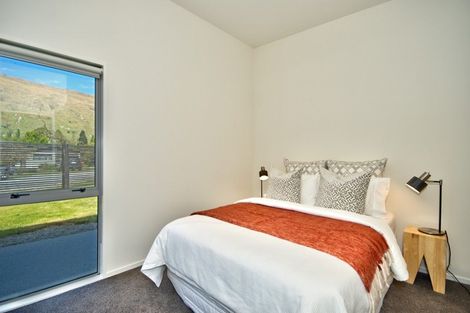 Photo of property in 141 Kent Street, Kingston, Athol, 9793