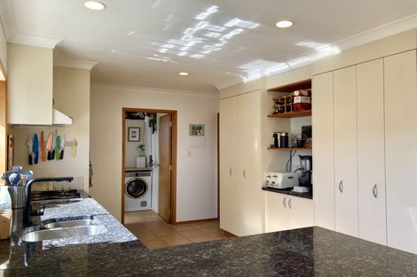 Photo of property in 11 Bay Vista Drive, Red Beach, 0932