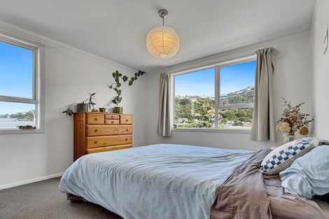 Photo of property in 5/102 Lyall Parade, Lyall Bay, Wellington, 6022