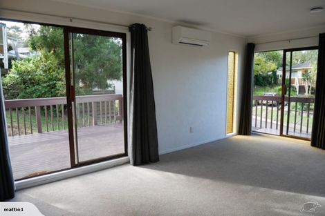 Photo of property in 12 Wilkinson Way, Browns Bay, Auckland, 0630