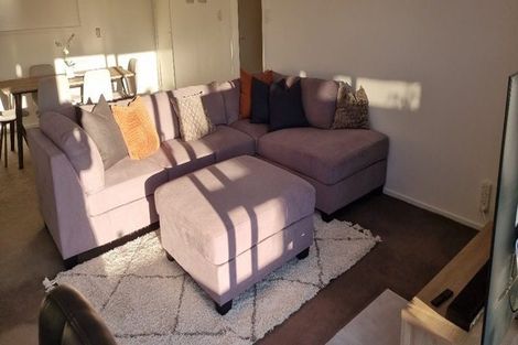 Photo of property in 11 Rahopara Street, Castor Bay, Auckland, 0620