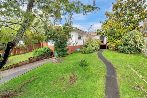 Photo of property in 56 Awaruku Road, Torbay, Auckland, 0630