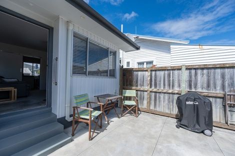 Photo of property in 2/173 Vigor Brown Street, Napier South, Napier, 4110