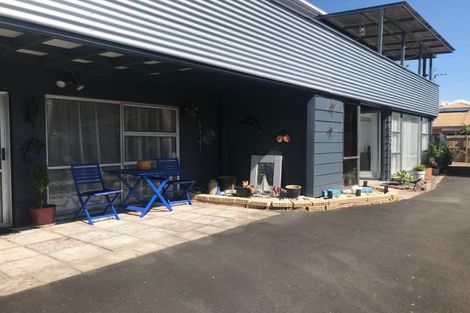 Photo of property in 136 Dickson Road, Papamoa Beach, Papamoa, 3118