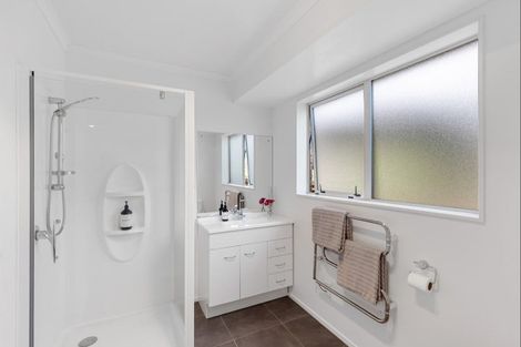 Photo of property in 51 Ohau Terraces, Ohau, Levin, 5570