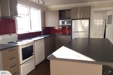 Photo of property in 15 Kinsman Street, Kaikorai, Dunedin, 9010