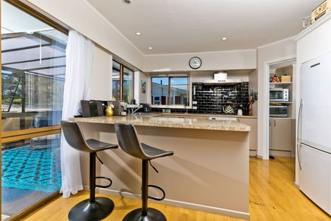 Photo of property in 101 Sturges Road, Henderson, Auckland, 0612
