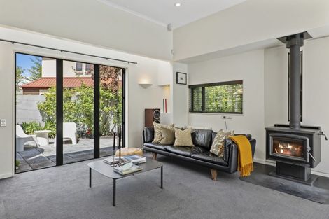 Photo of property in 8 Harrods Court, Ilam, Christchurch, 8053