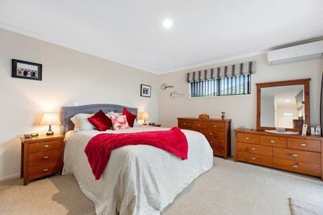 Photo of property in 2 Dayna Avenue, Ohauiti, Tauranga, 3112