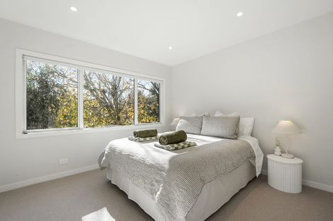 Photo of property in 8/118 Vauxhall Road, Narrow Neck, Auckland, 0624