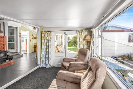 Photo of property in 18 Shelswell Street, Westport, 7825