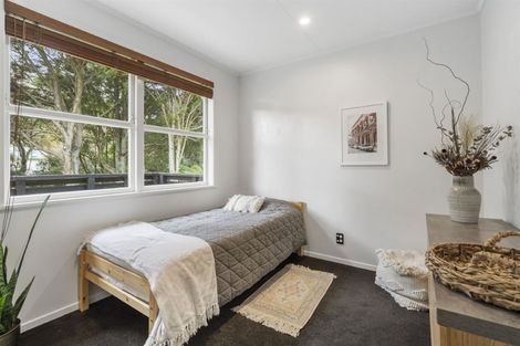 Photo of property in 19 Beeche Place, Birkdale, Auckland, 0626