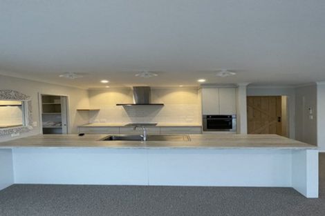 Photo of property in 4 Nithsdale Place, Pyes Pa, Tauranga, 3112