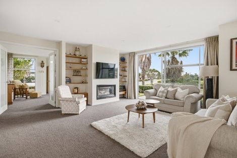 Photo of property in 71 Palm Springs Boulevard, Papamoa Beach, Papamoa, 3118