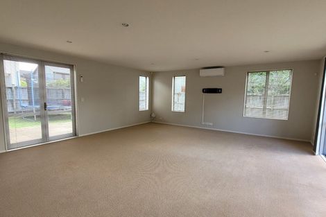 Photo of property in 35 Magma Crescent, Stonefields, Auckland, 1072