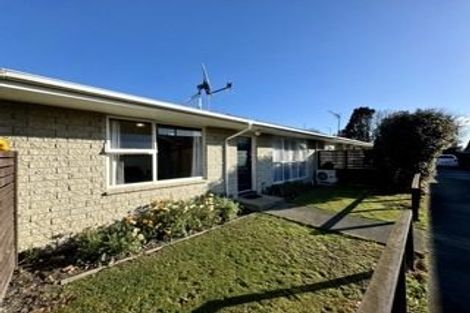 Photo of property in 2/78 Middlepark Road, Sockburn, Christchurch, 8042