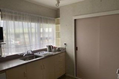 Photo of property in 1/2 Russell Street, Whanganui, 4500