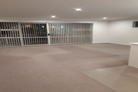 Photo of property in 9a Nimstedt Avenue, Oteha, Auckland, 0632