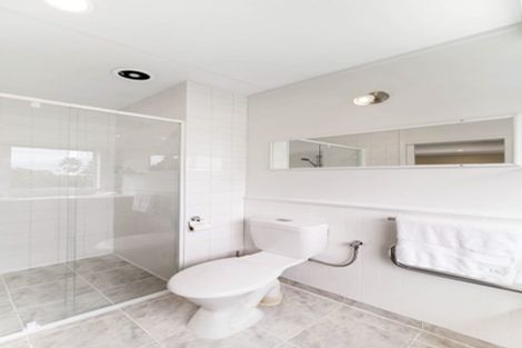 Photo of property in 18 The Anchorage, Sunnyhills, Auckland, 2010