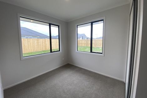 Photo of property in 14 Feltham Street, Hunterville, 4730