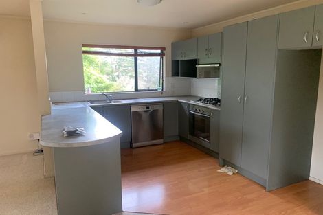 Photo of property in 5 Trotting Terrace, Fairview Heights, Auckland, 0632