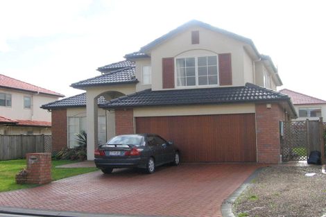 Photo of property in 8 Zara Court, Flat Bush, Auckland, 2016