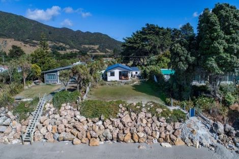 Photo of property in 1116 Collingwood-puponga Main Road, Pakawau, Collingwood, 7073
