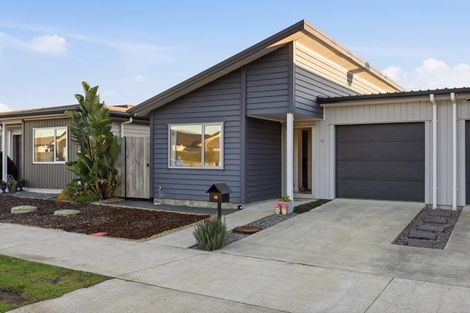 Photo of property in 16 Harore Road, Takanini, 2112