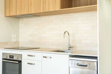 Photo of property in 47a Western Avenue, Omokoroa, 3114