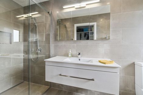 Photo of property in 395 Main Road, Huapai, Kumeu, 0810