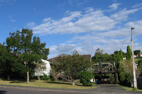 Photo of property in 14 Devonshire Road, Unsworth Heights, Auckland, 0632