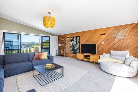 Photo of property in 45 Mana View Road, Paremata, Porirua, 5026