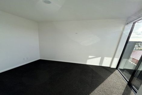 Photo of property in 40d Reeves Road, Pakuranga, Auckland, 2010