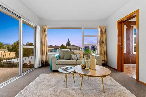 Photo of property in 39 Seon Place, Birkdale, Auckland, 0626