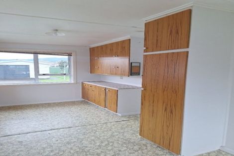 Photo of property in 7 Massey Street, Elderslea, Upper Hutt, 5018