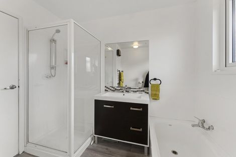 Photo of property in 1/58 Clydesdale Street, Woolston, Christchurch, 8062