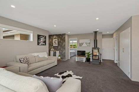 Photo of property in 10 Koareare Avenue, Halswell, Christchurch, 8025