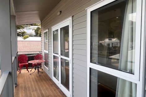 Photo of property in 40 Cunningham Terrace, Lyttelton, 8082