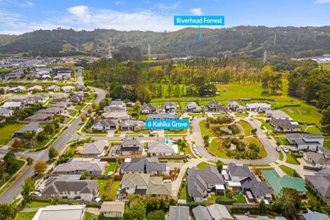 Photo of property in 6 Kahika Grove, Huapai, Kumeu, 0810