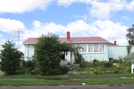Photo of property in 40 Ingram Crescent, Otara, Auckland, 2023