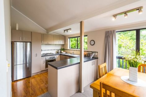 Photo of property in 60 Robbies Road, Shelly Park, Auckland, 2014