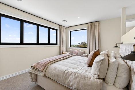 Photo of property in 42 Mclean Road, Havelock North, 4294