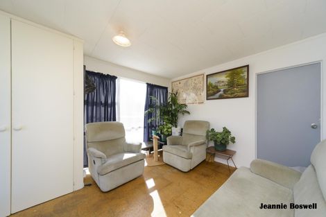 Photo of property in 25 Chadwick Place, Highbury, Palmerston North, 4412